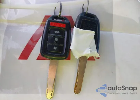 2016 Honda Accord Lx z USA, uszkodzony, nr VIN 1HGCR2F37GA174072